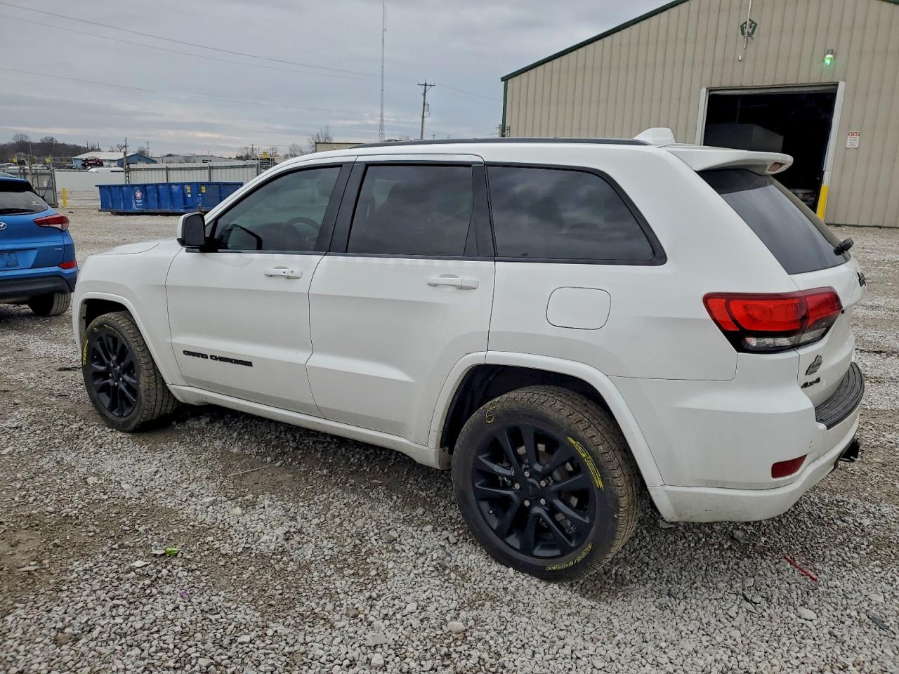 2018 JEEP GRAND CHEROKEE LAREDO photo 4