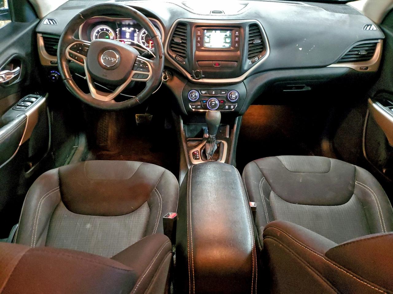 2017 JEEP CHEROKEE LATITUDE photo 22
