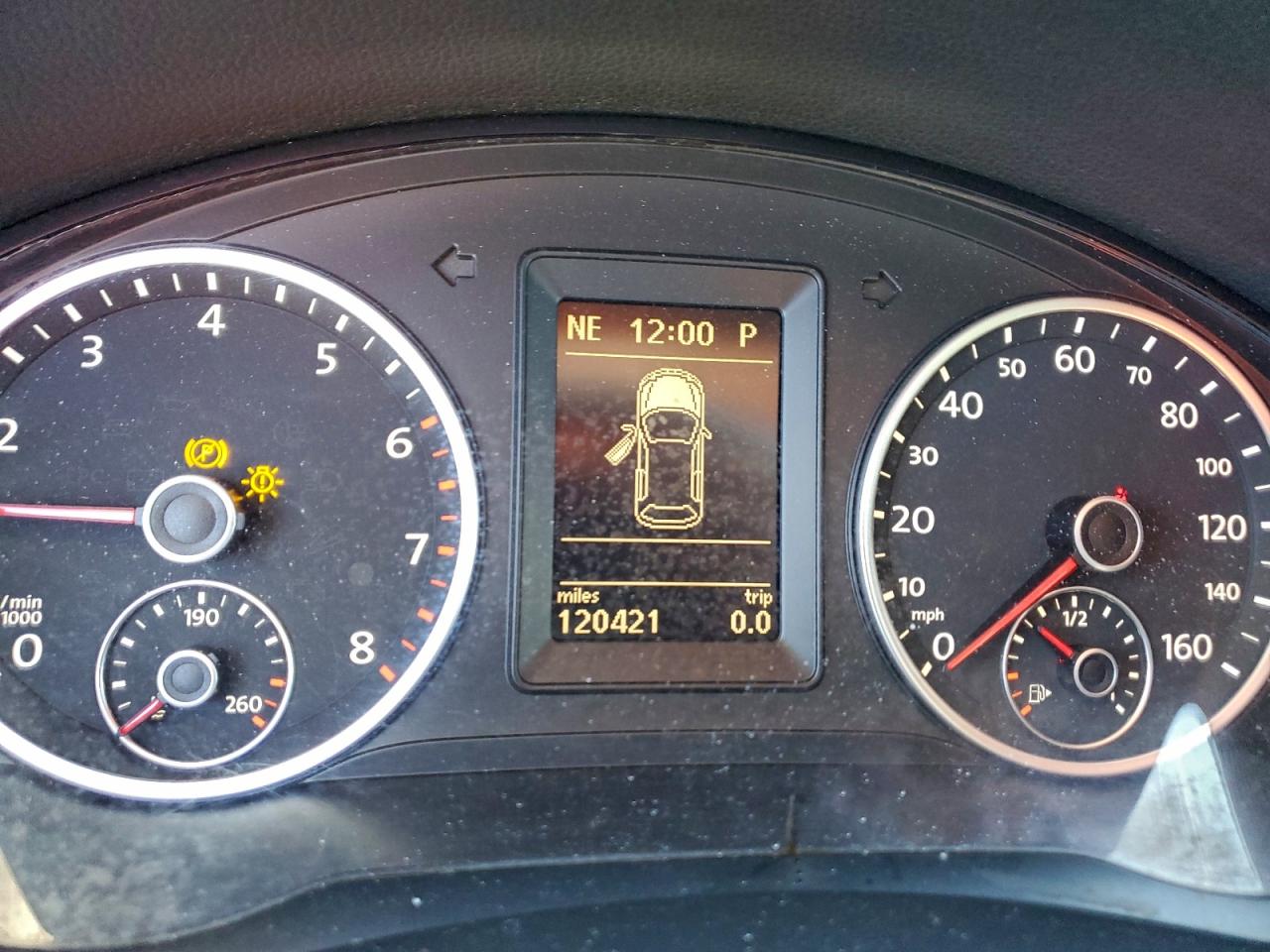 2012 VOLKSWAGEN TIGUAN S photo 17