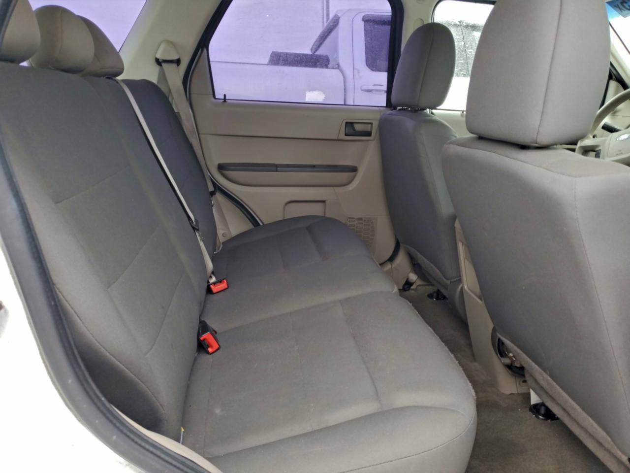 2011 FORD ESCAPE XLS photo 21