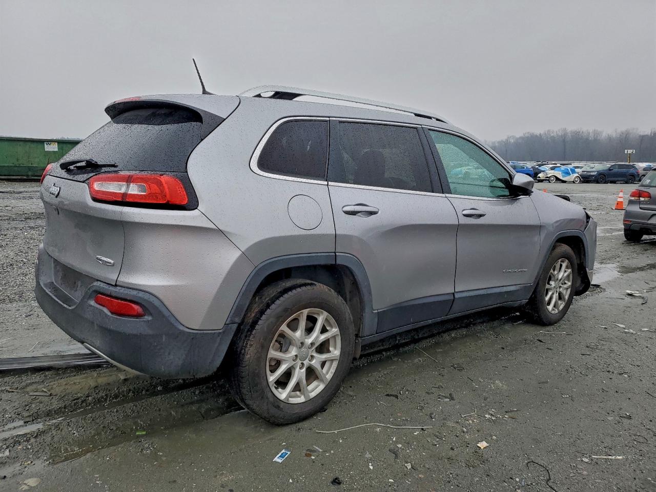 2016 JEEP CHEROKEE LATITUDE photo 7