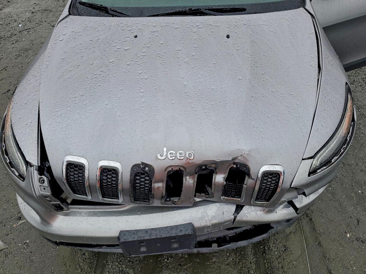 2016 JEEP CHEROKEE LATITUDE photo 34