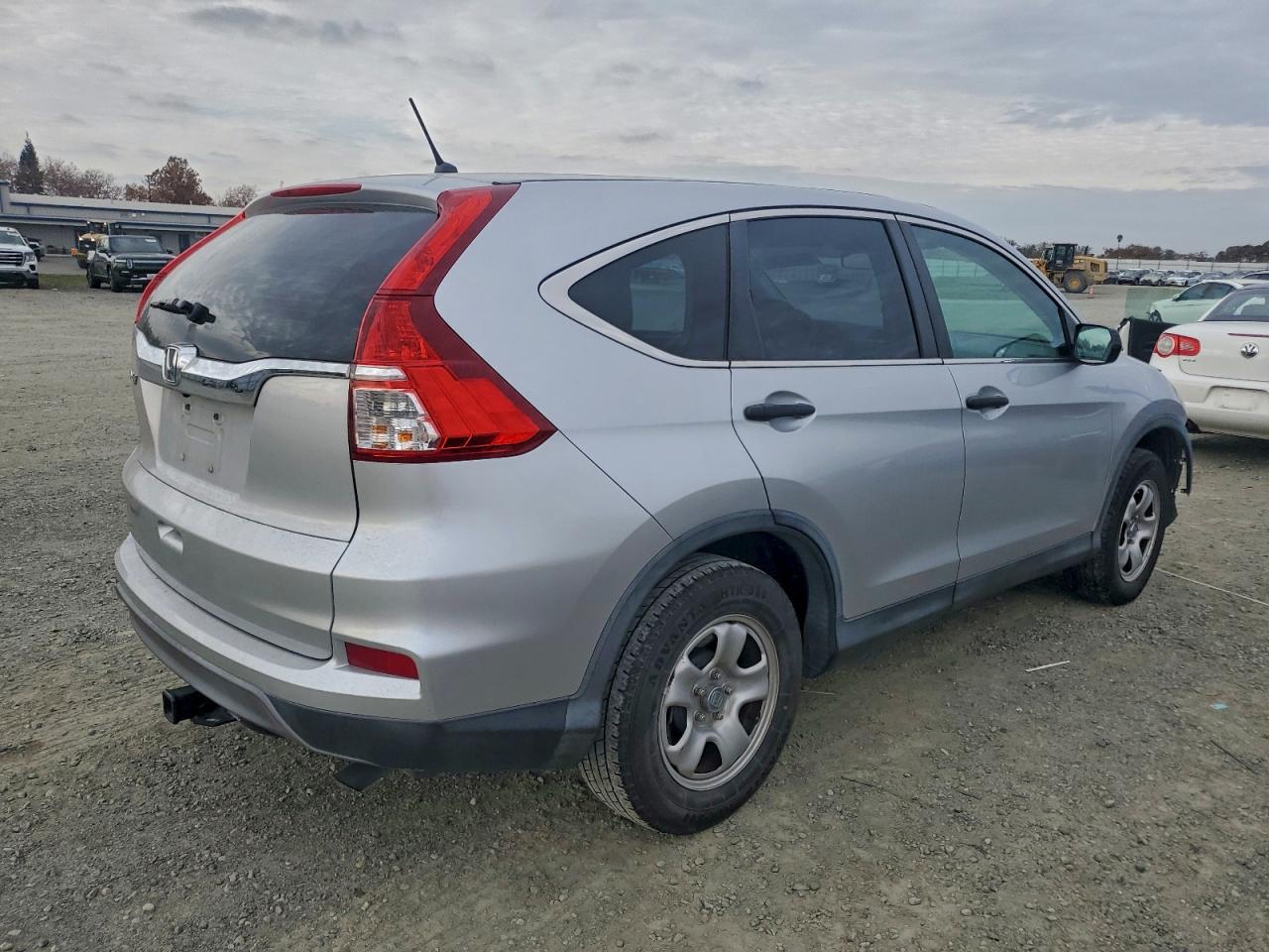2015 HONDA CR-V LX photo 7