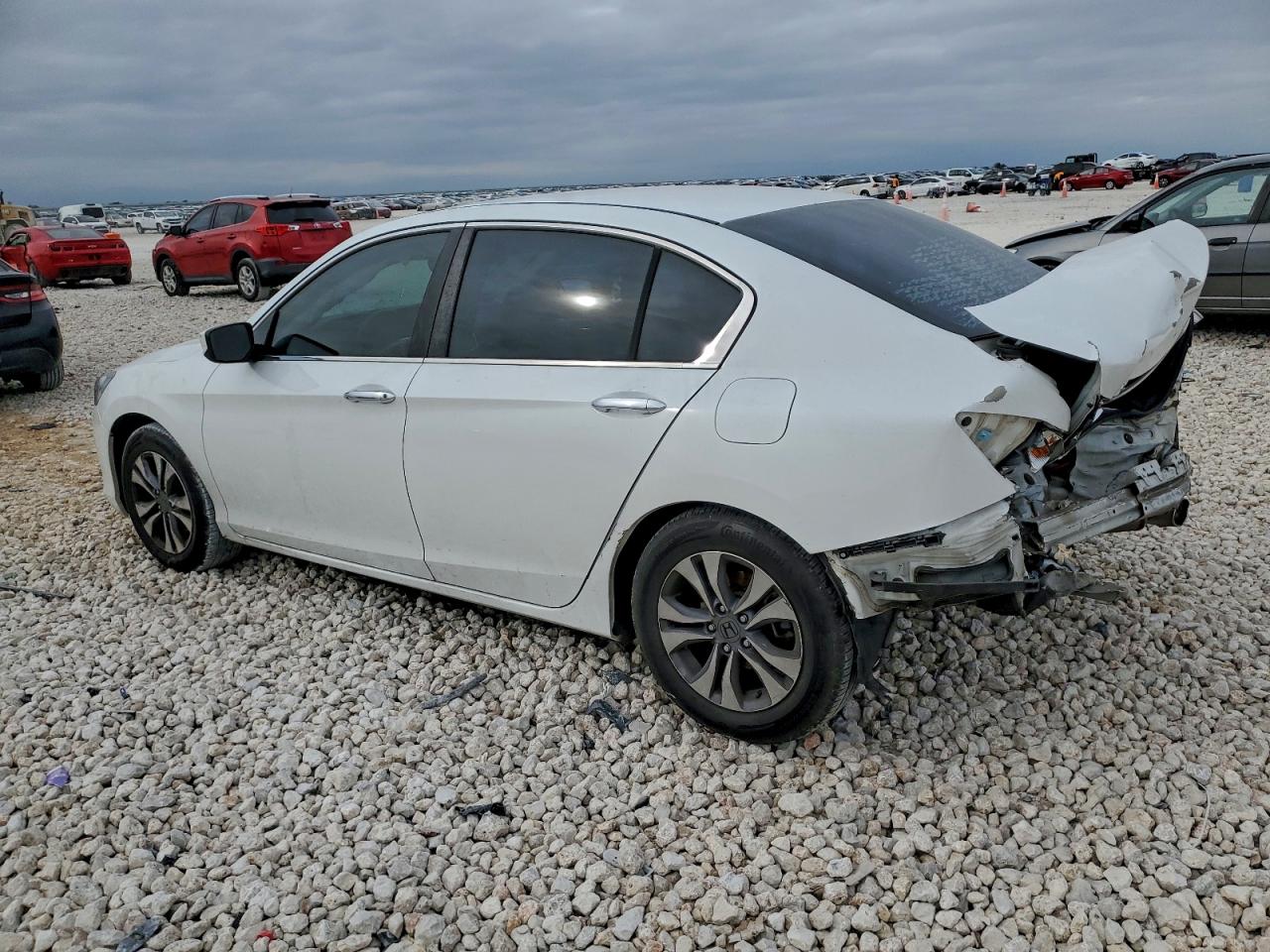 2015 HONDA ACCORD LX photo 4