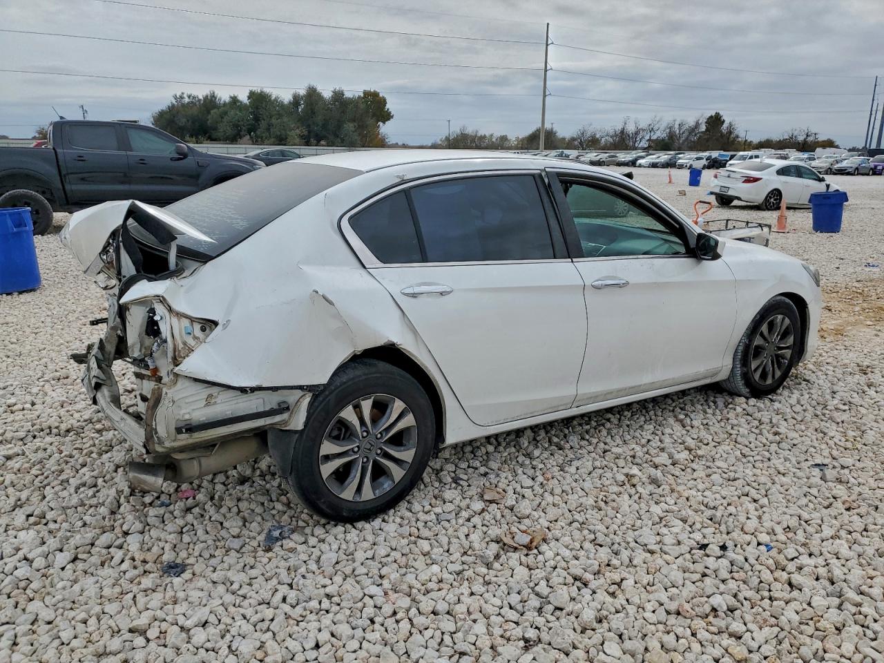 2015 HONDA ACCORD LX photo 7