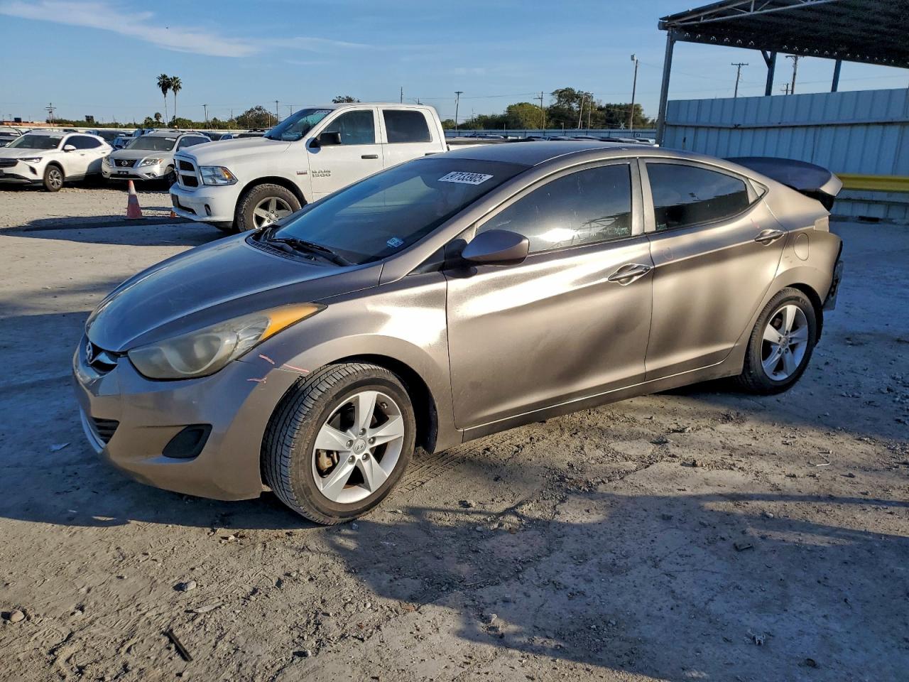 2013 HYUNDAI ELANTRA