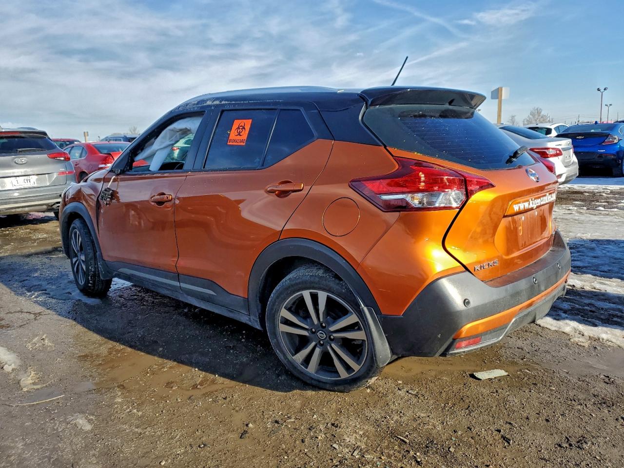 2020 NISSAN KICKS SR photo 2