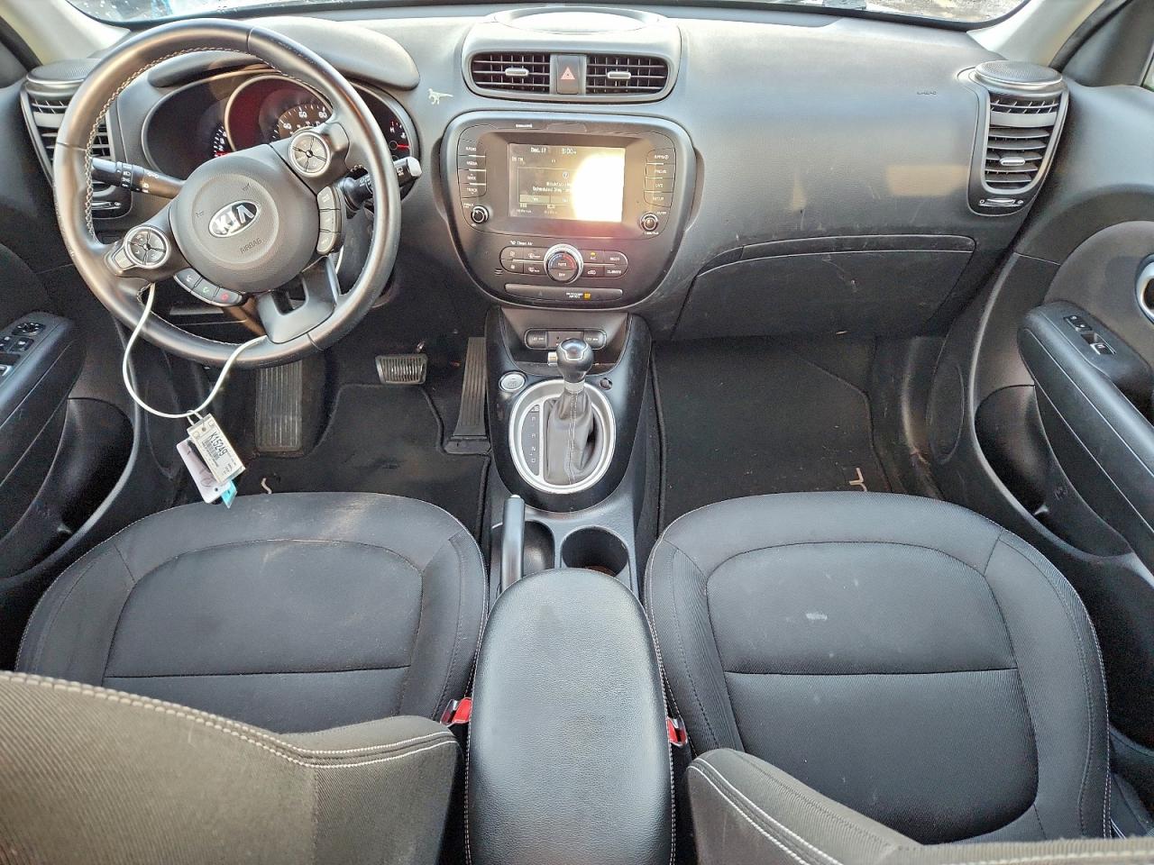 2017 KIA SOUL + photo 8