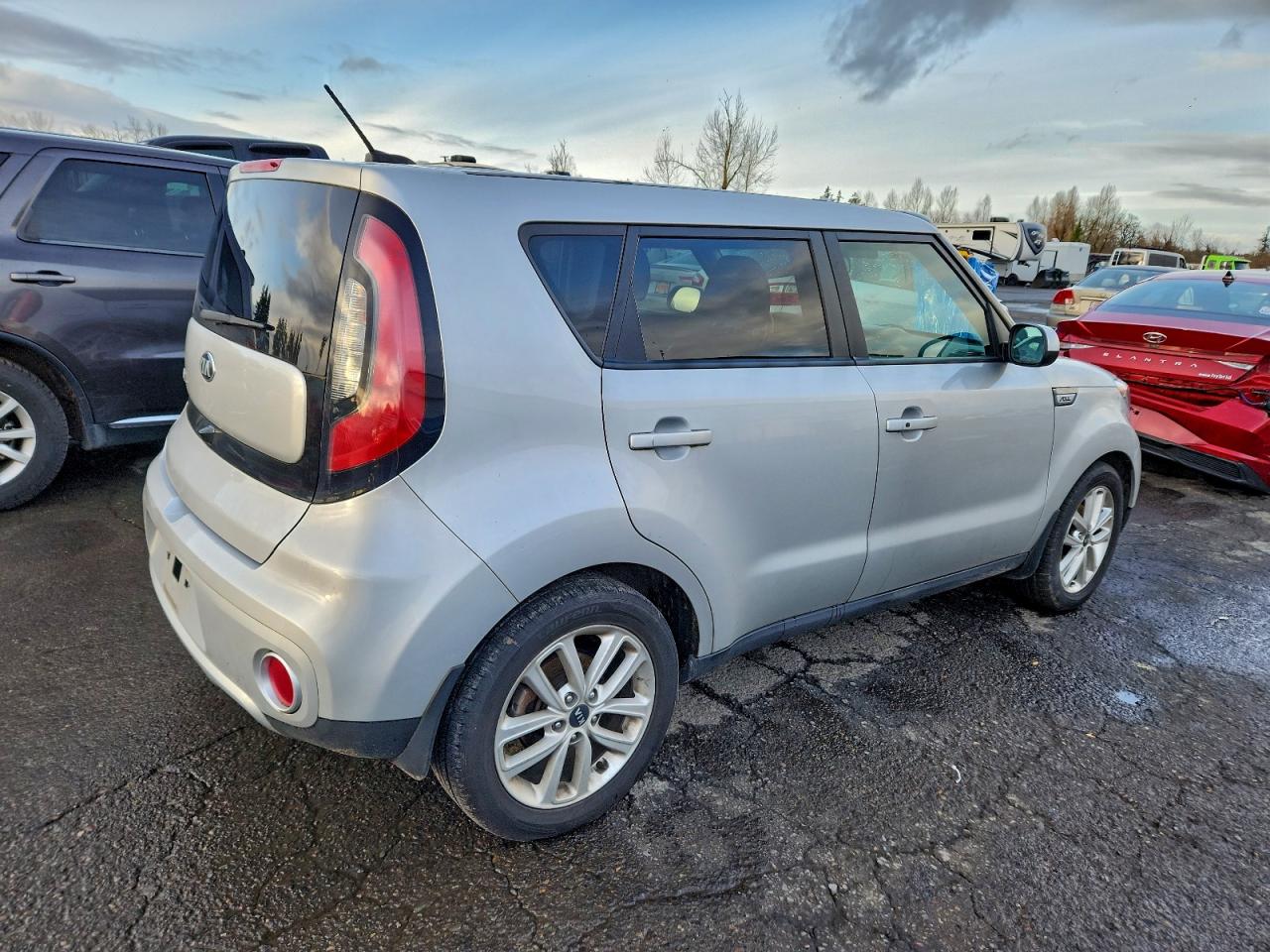 2017 KIA SOUL + photo 3