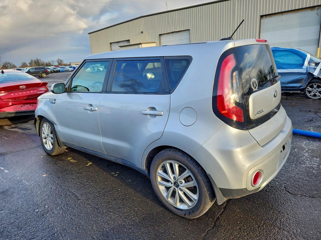 2017 KIA SOUL + photo 2