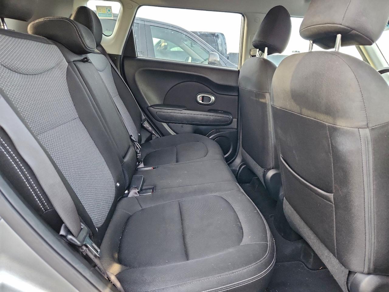 2017 KIA SOUL + photo 10