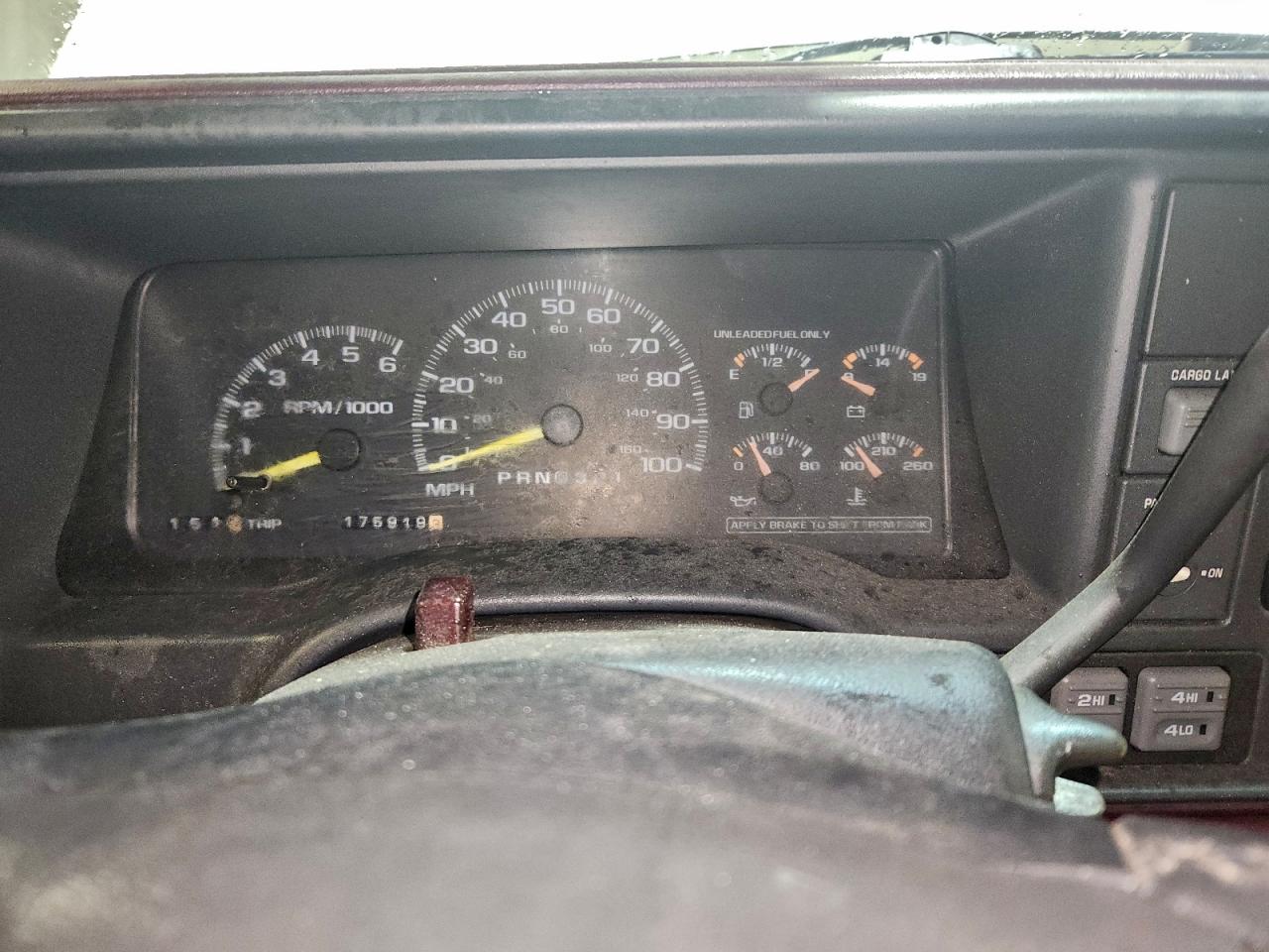 1998 GMC SIERRA K1500 photo 9