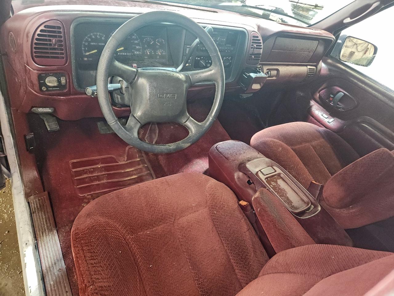 1998 GMC SIERRA K1500 photo 8