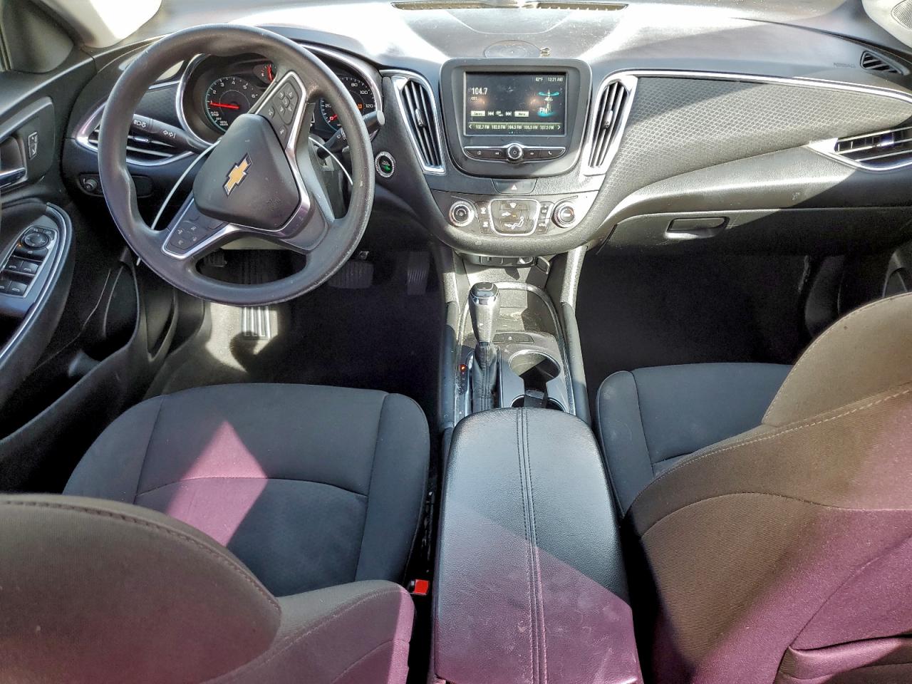2018 CHEVROLET MALIBU LT photo 8