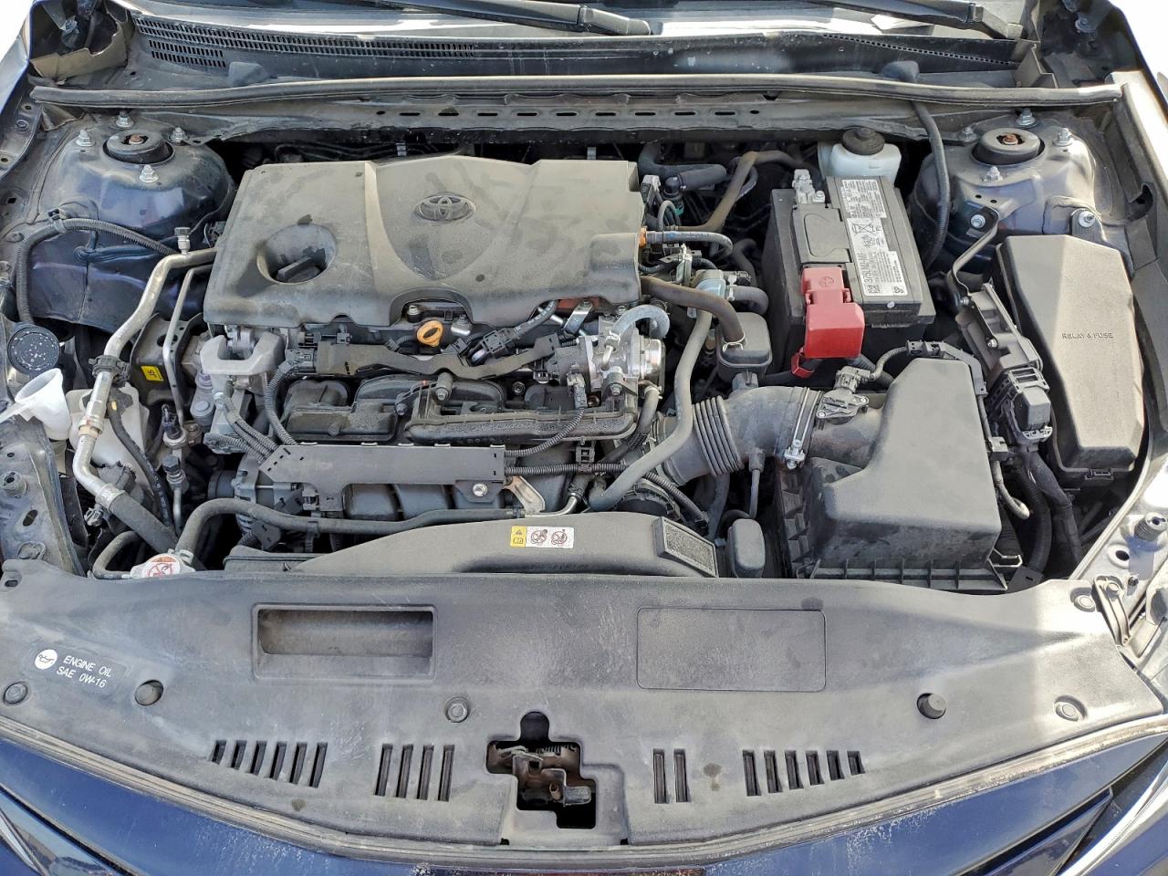 2022 TOYOTA CAMRY LE photo 11