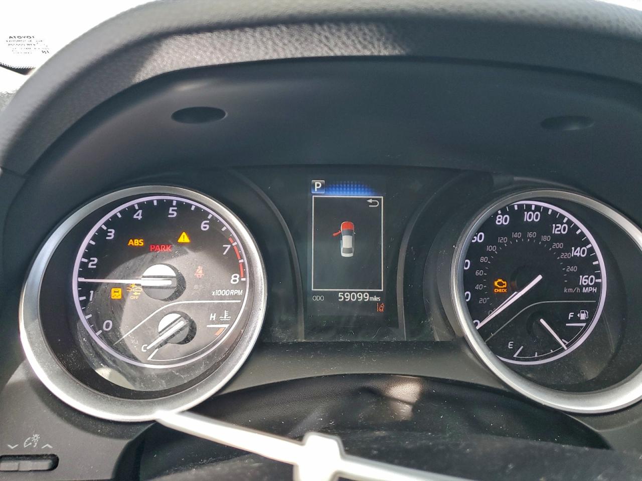 2022 TOYOTA CAMRY LE photo 9