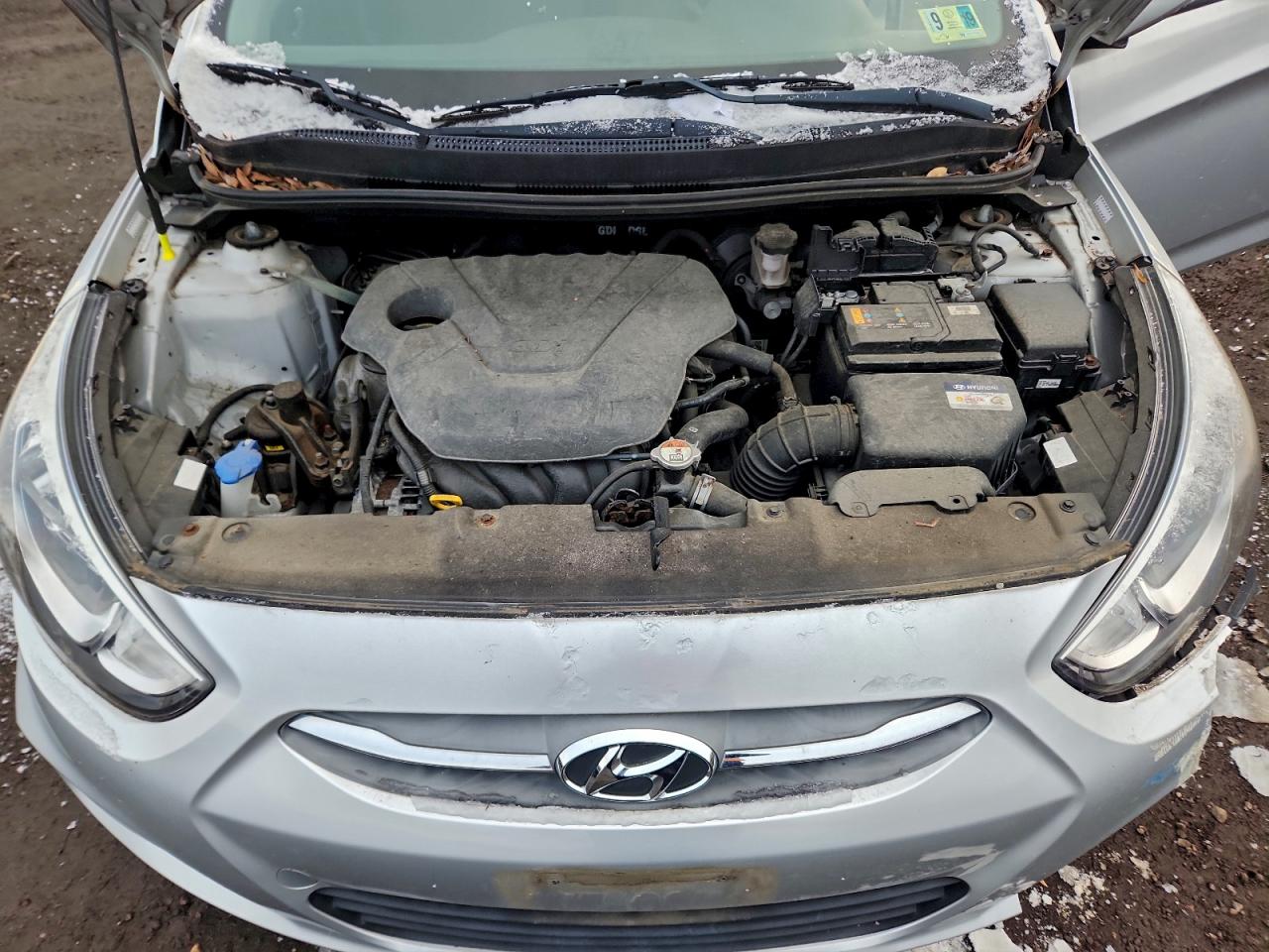 2017 HYUNDAI ACCENT SE photo 11