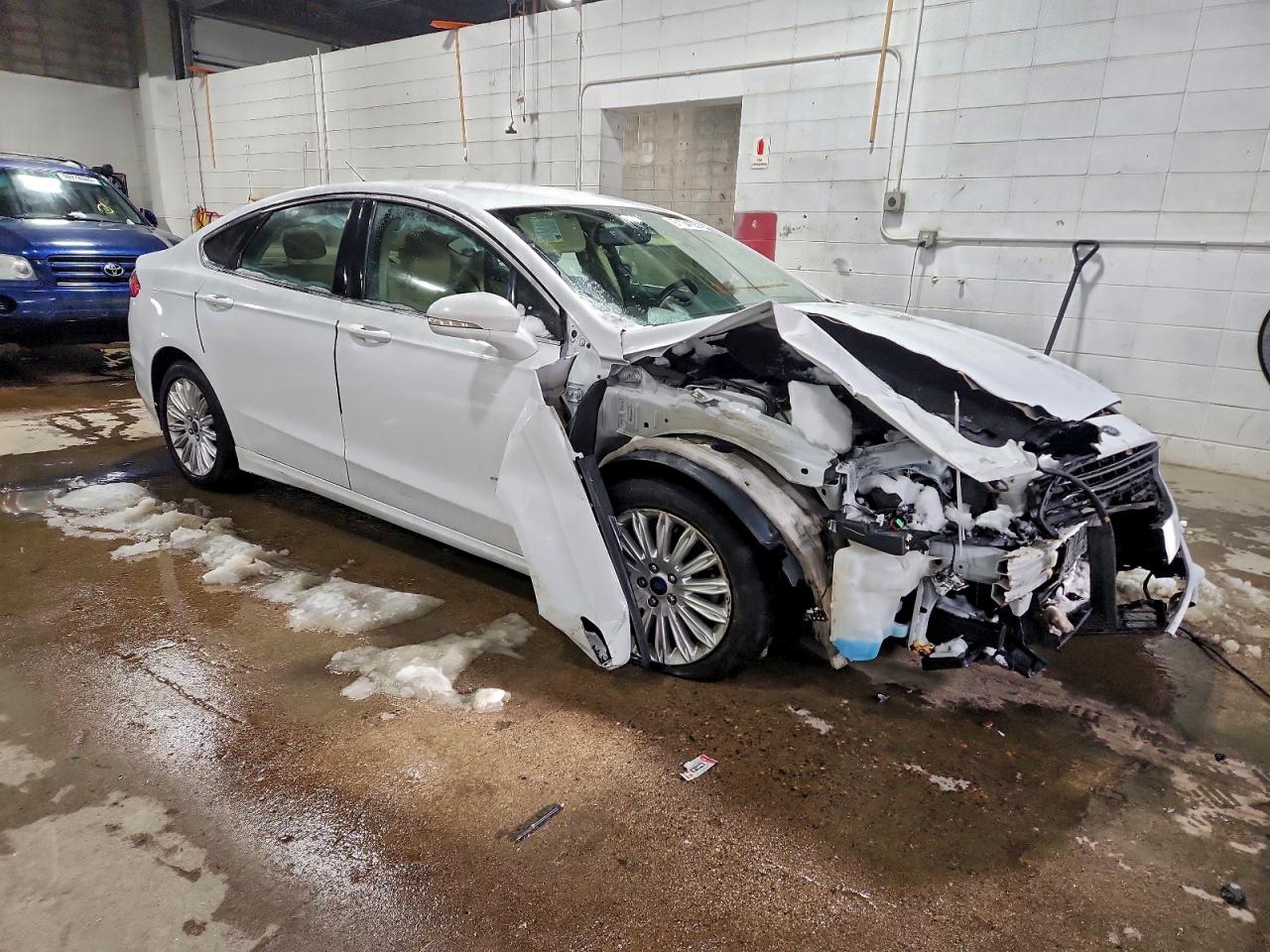 2016 FORD FUSION SE PHEV photo 7