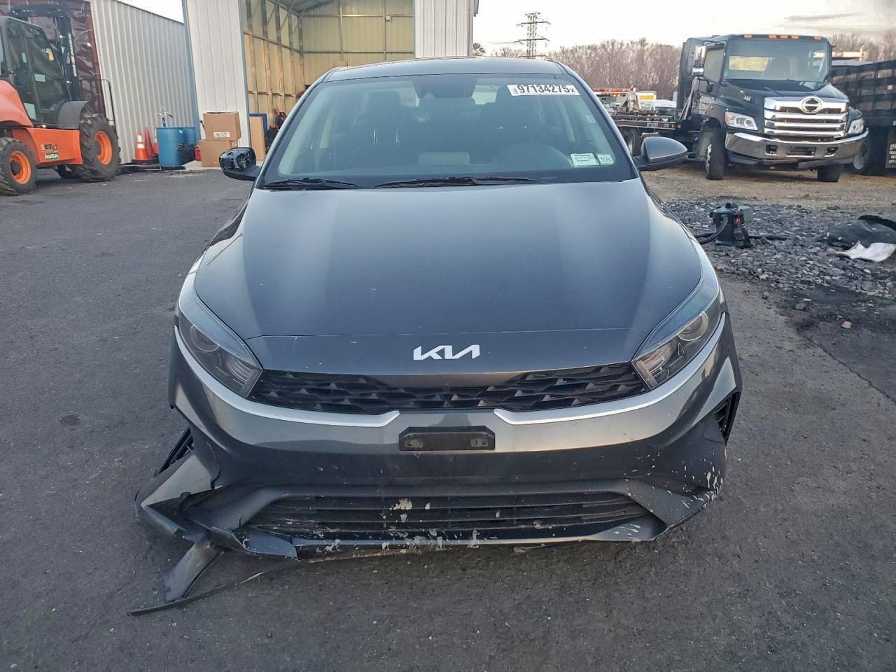 2024 KIA FORTE LX photo 5