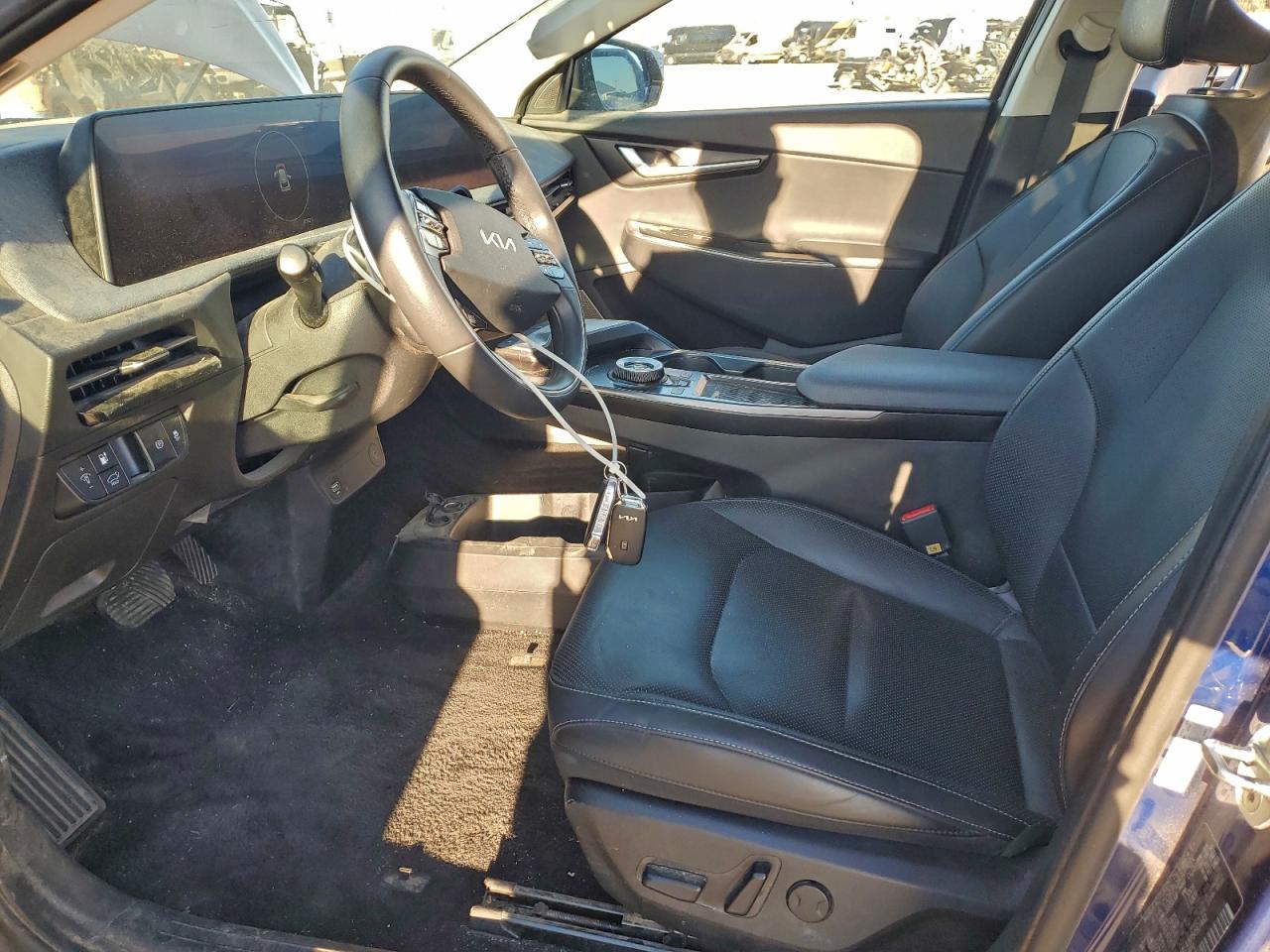 2023 KIA EV6 LIGHT photo 7