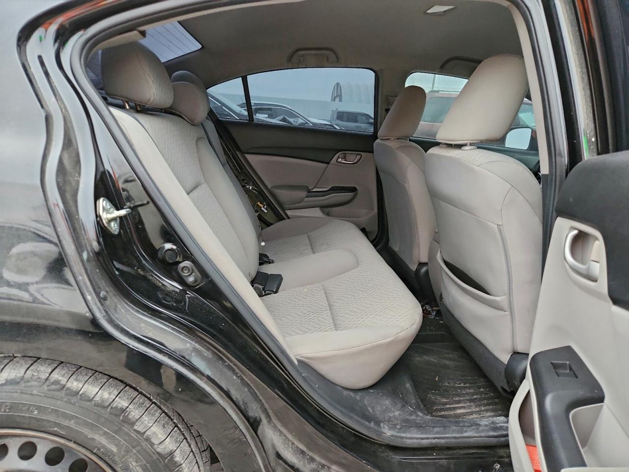2015 HONDA CIVIC LX photo 10