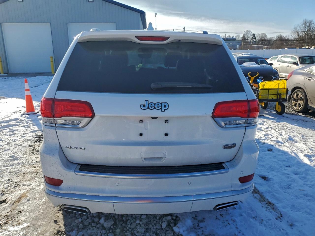 2020 JEEP GRAND CHEROKEE SUMMIT photo 6