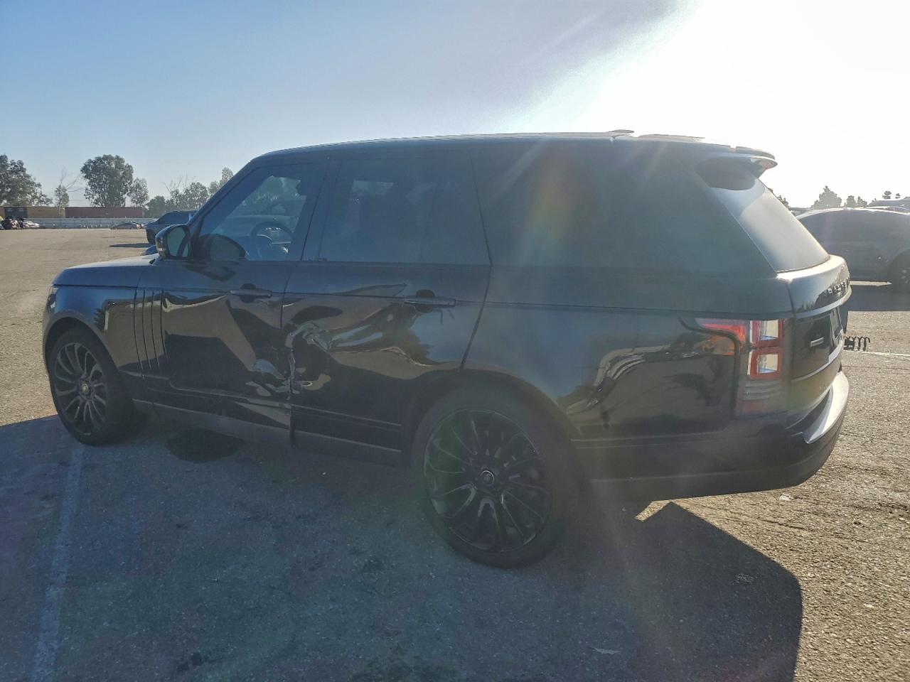 2015 LAND ROVER RANGE ROVER SUPERCHARGED photo 4