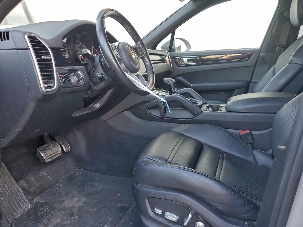 2021 PORSCHE CAYENNE S photo 13
