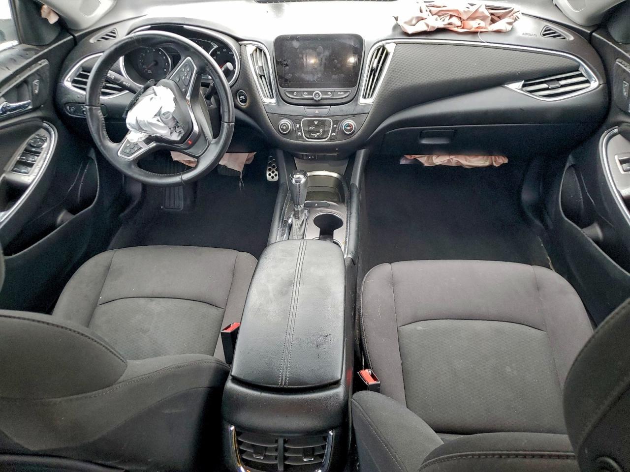 2017 CHEVROLET MALIBU LT photo 8