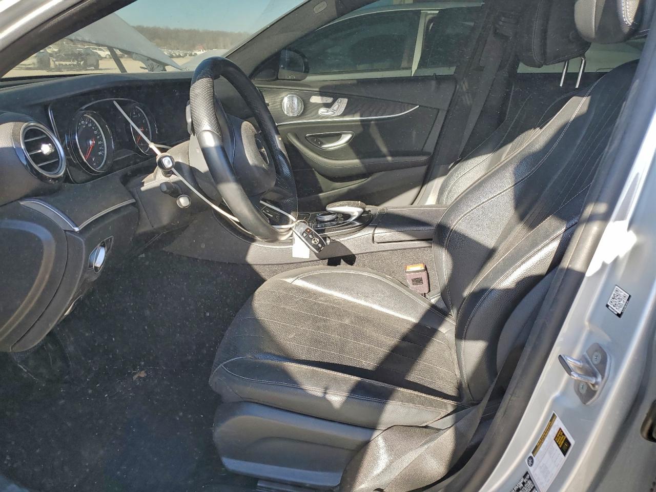 2017 MERCEDES-BENZ E 300 4MATIC photo 7