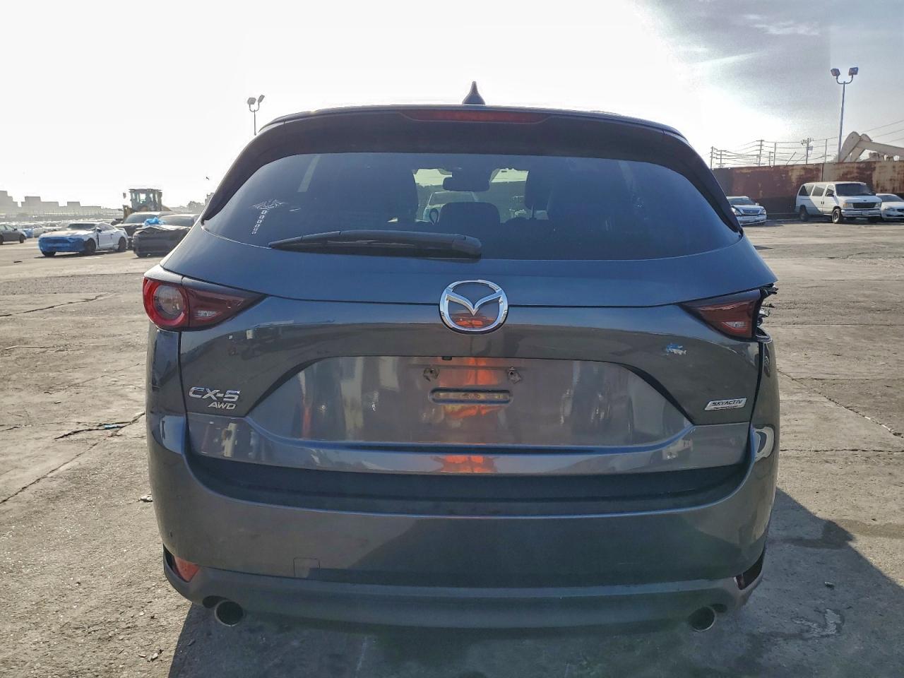 2017 MAZDA CX-5 TOURING photo 6
