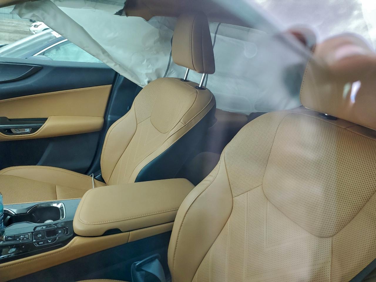 2024 LEXUS NX 350H BASE photo 10