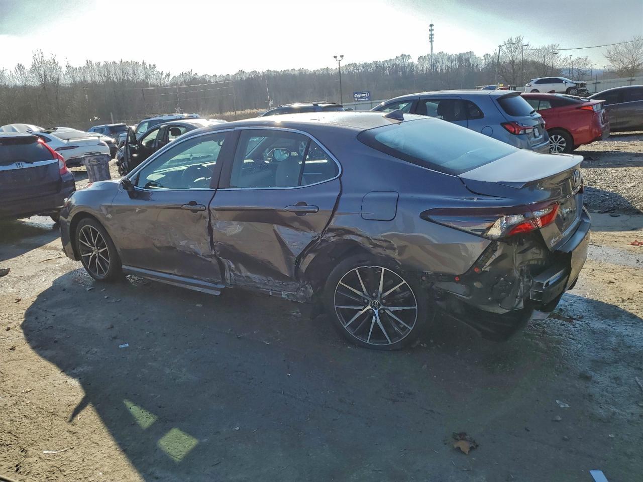 2021 TOYOTA CAMRY SE photo 2