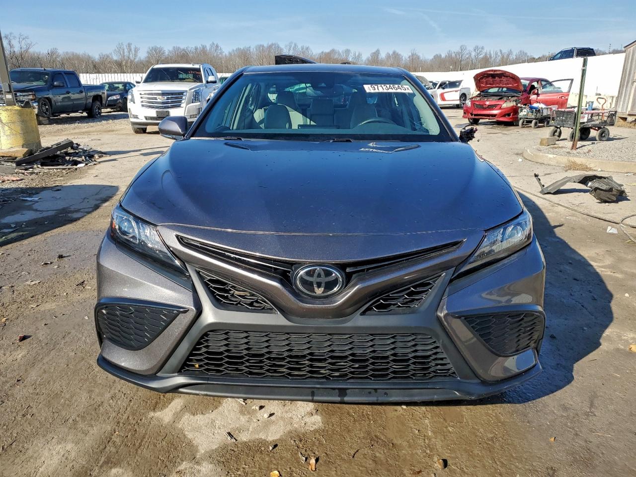 2021 TOYOTA CAMRY SE photo 5