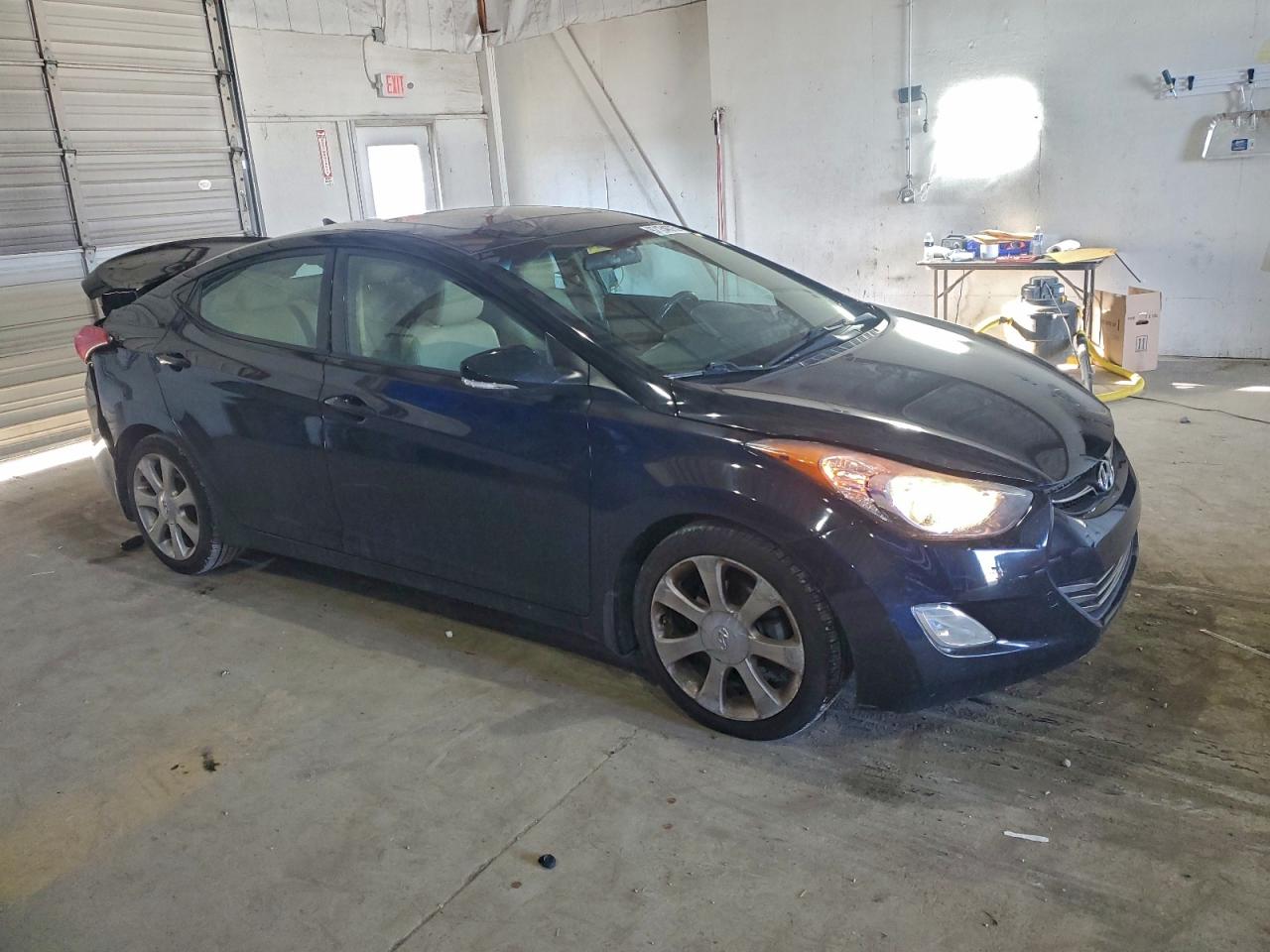 2013 HYUNDAI ELANTRA GLS photo 4