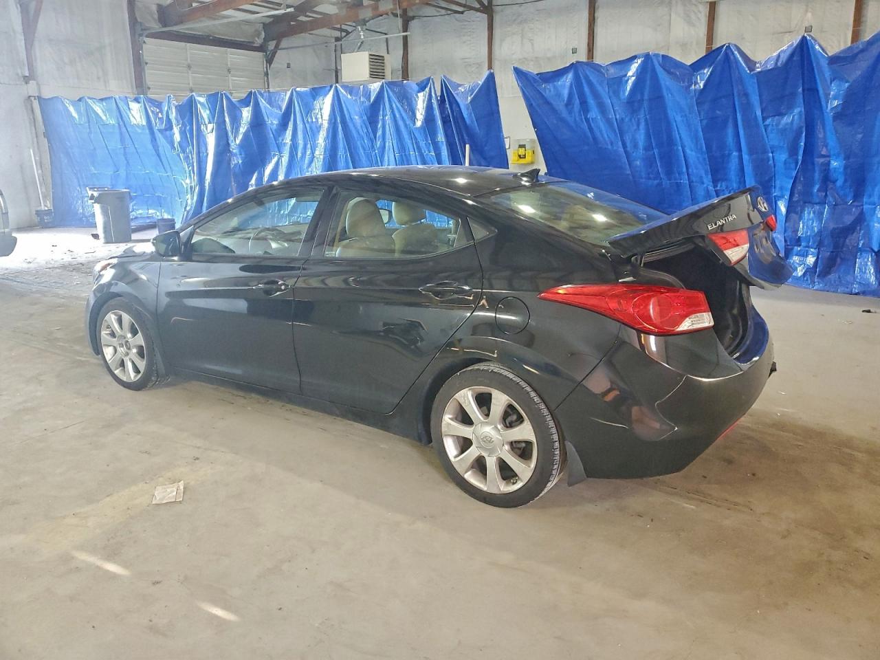 2013 HYUNDAI ELANTRA GLS photo 2