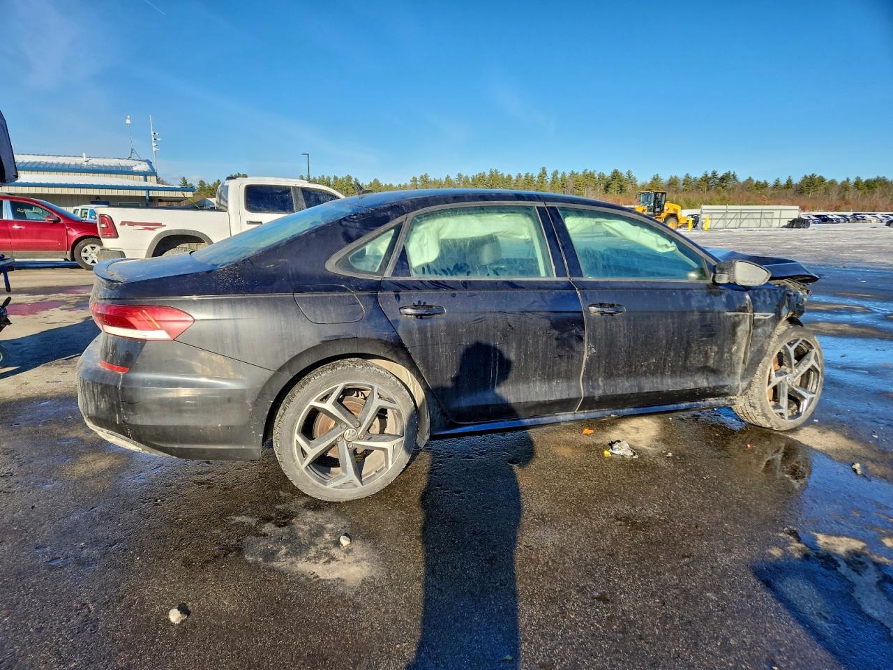 2020 VOLKSWAGEN PASSAT R-LINE photo 3