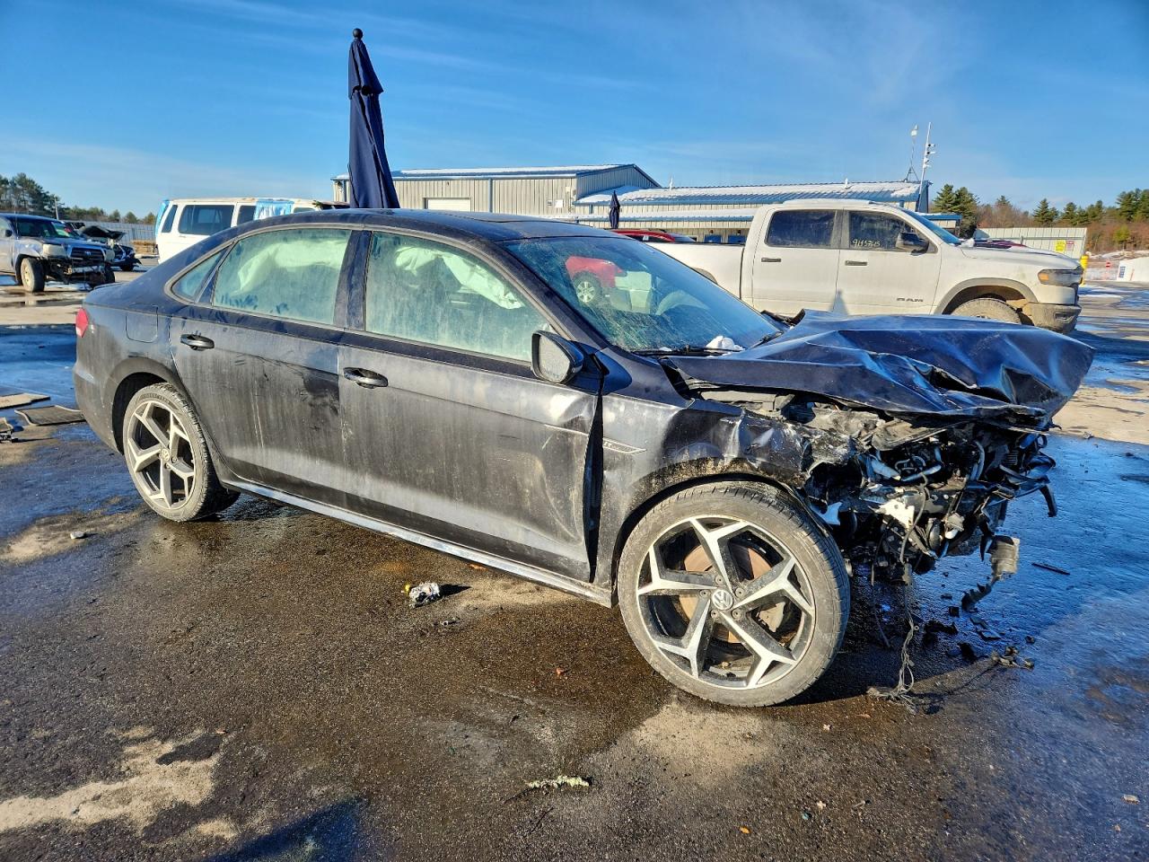 2020 VOLKSWAGEN PASSAT R-LINE photo 4
