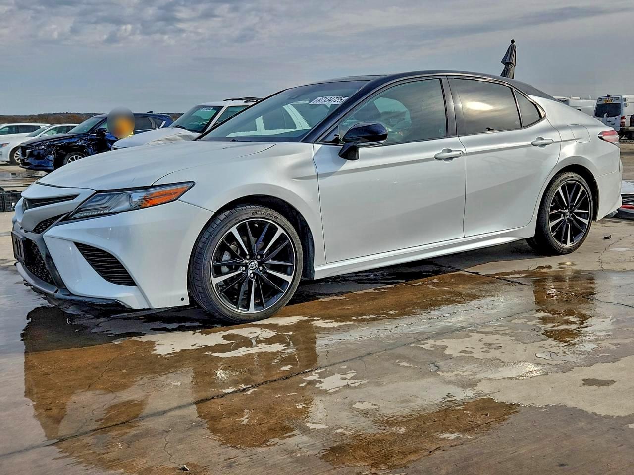 2019 TOYOTA CAMRY