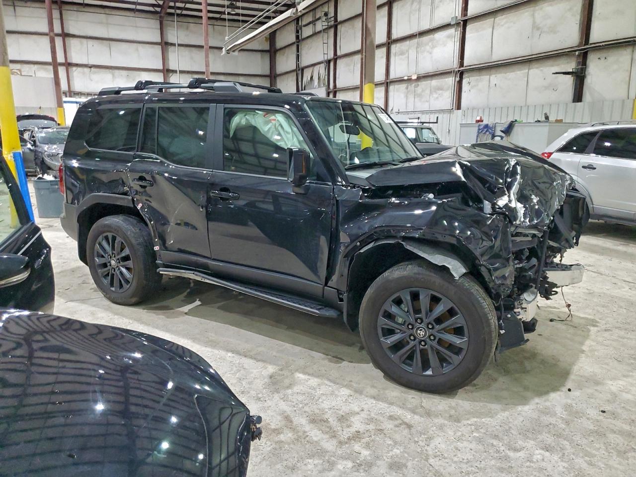 2025 TOYOTA LAND CRUISER BASE photo 4