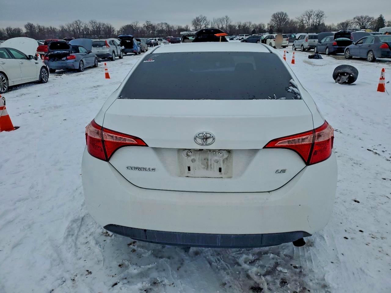 2018 TOYOTA COROLLA L photo 6
