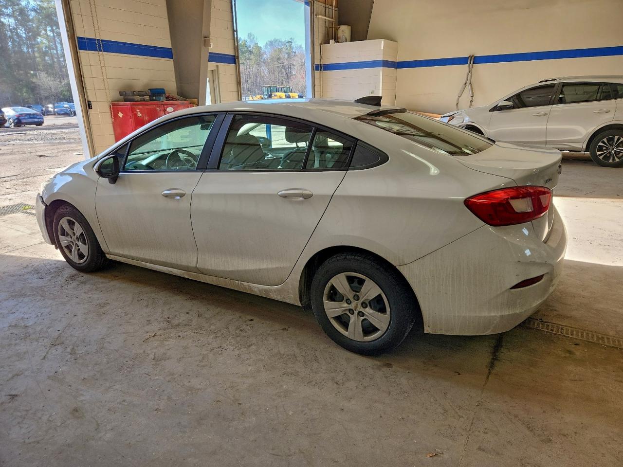 2016 CHEVROLET CRUZE LS photo 2