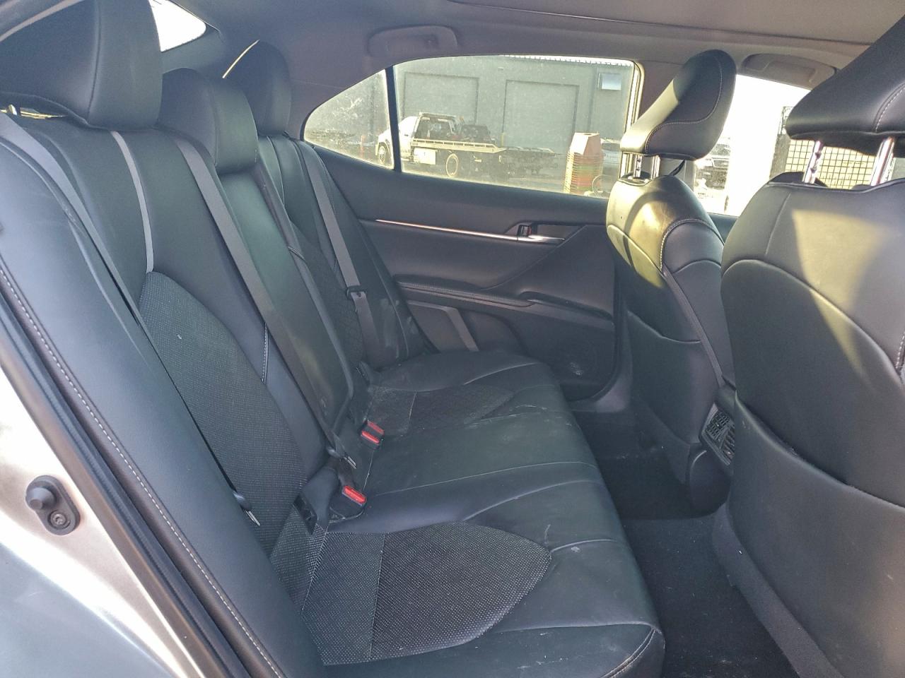 2020 TOYOTA CAMRY XSE photo 19