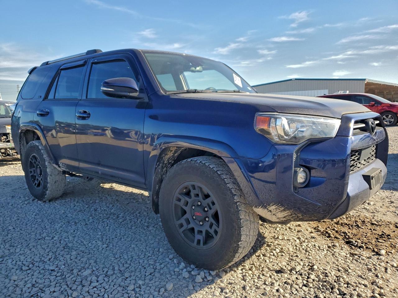 2022 TOYOTA 4RUNNER SR5 photo 7