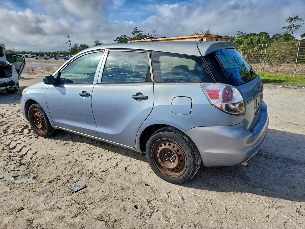 2006 TOYOTA COROLLA MATRIX XR photo 4