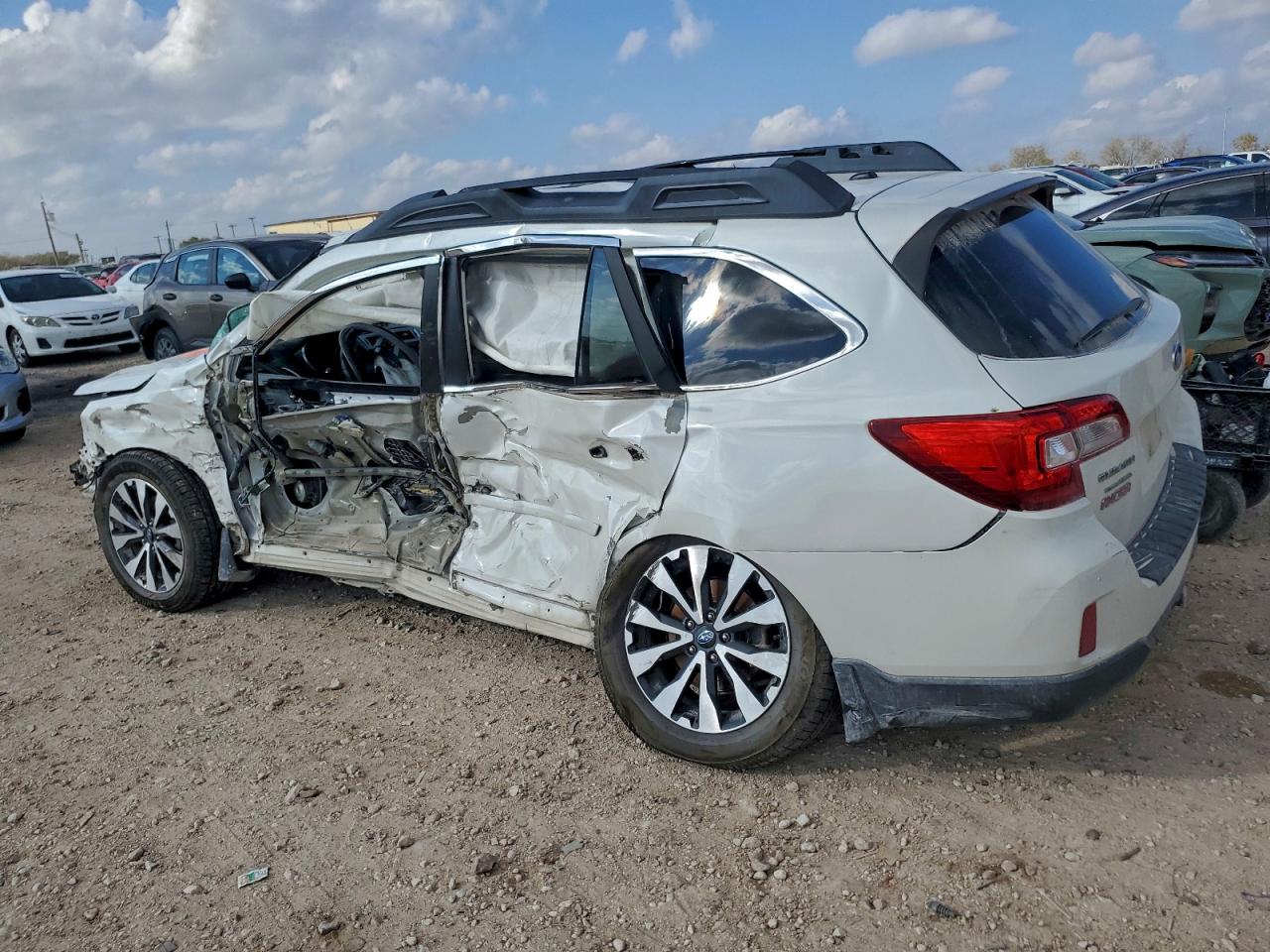 2015 SUBARU OUTBACK 2.5I LIMITED photo 3