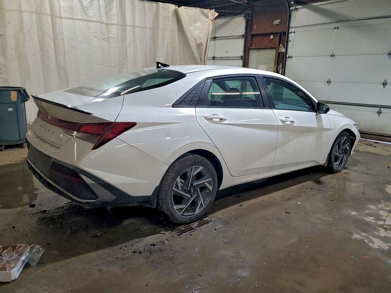 2025 HYUNDAI ELANTRA SEL SPORT photo 5