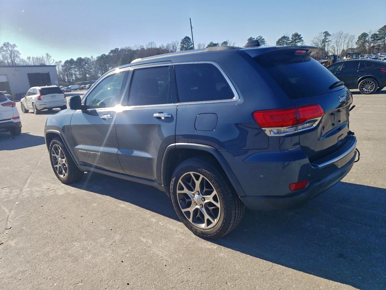2019 JEEP GRAND CHEROKEE LIMITED photo 2