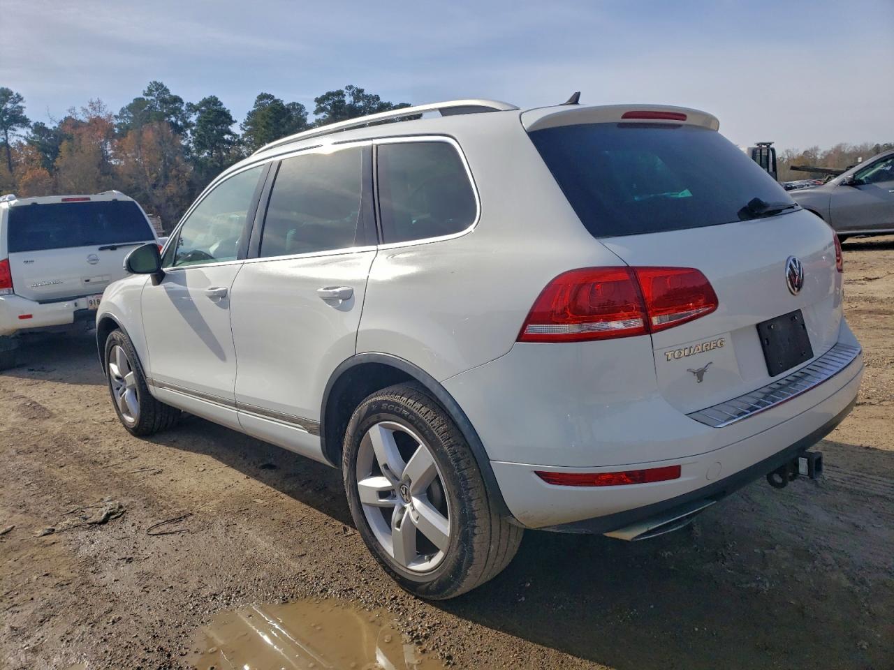 2014 VOLKSWAGEN TOUAREG V6 TDI photo 3