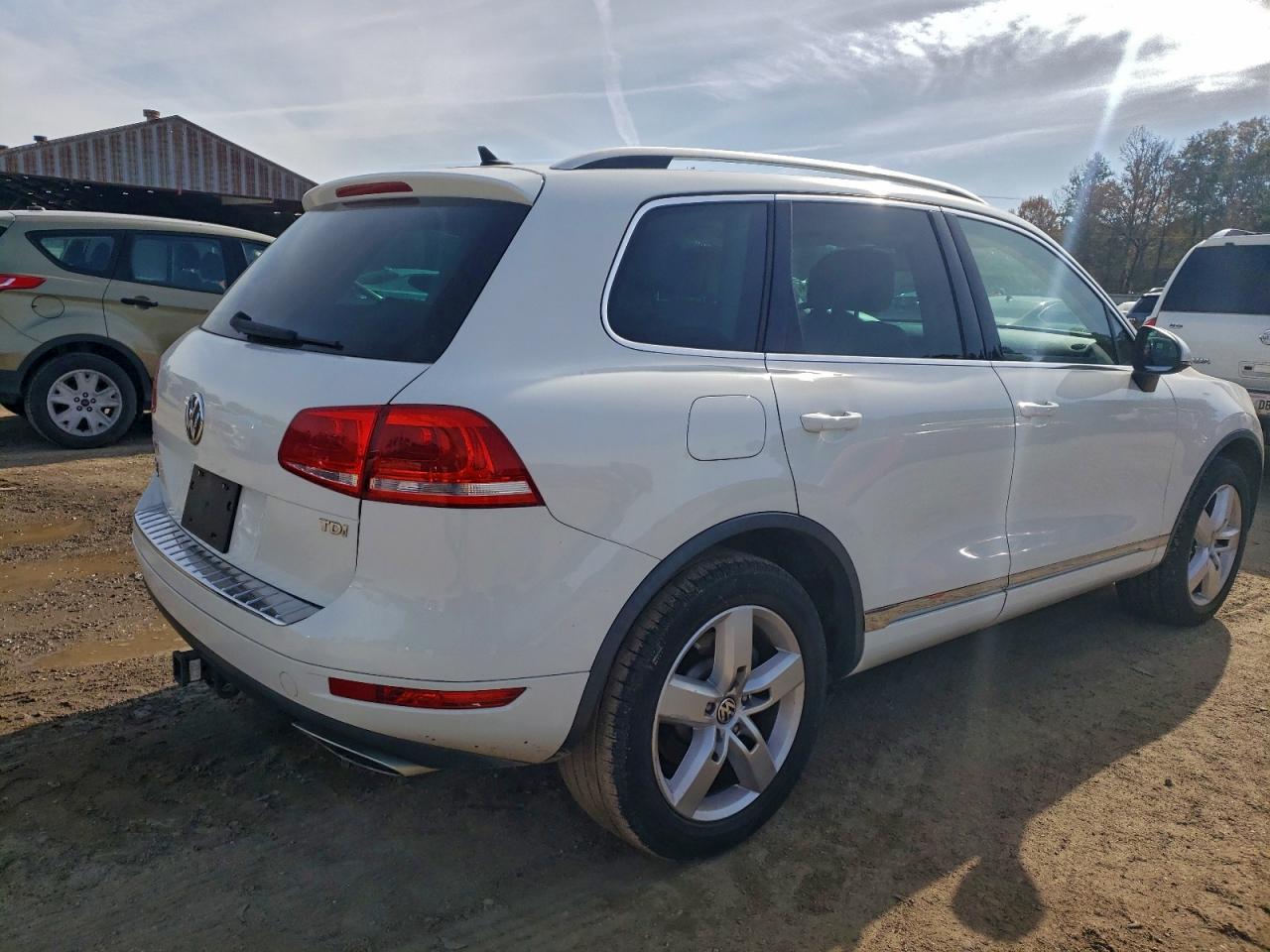 2014 VOLKSWAGEN TOUAREG V6 TDI photo 5